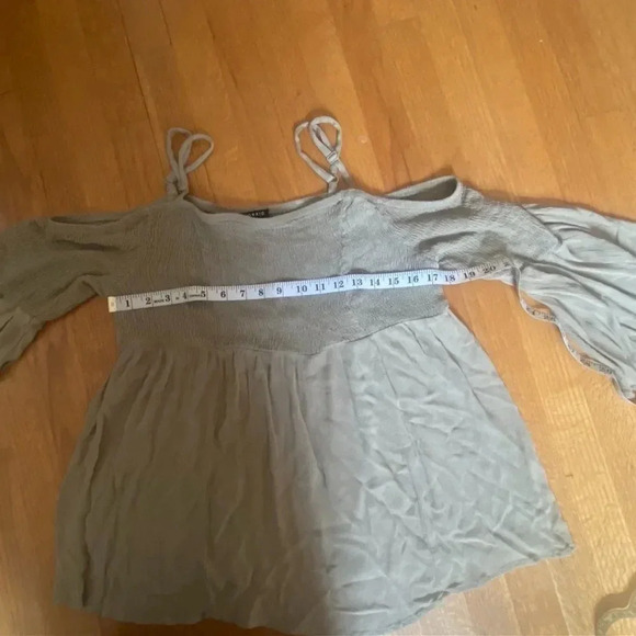Torrid Off the Shoulder Smocked Top - Picture 14 of 15